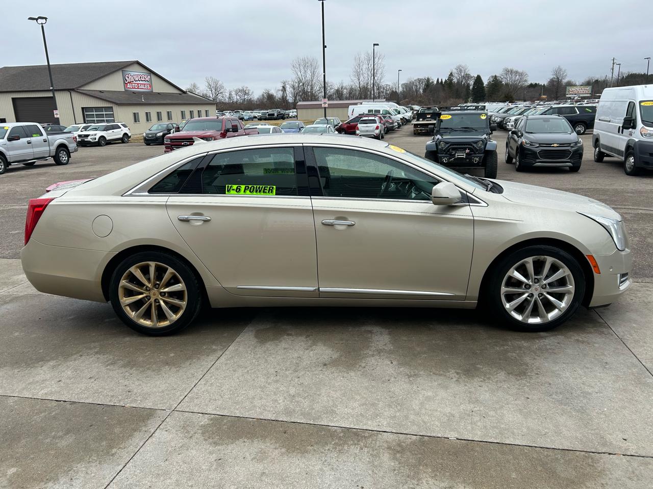 Cadillac XTS Luxury FWD 2014