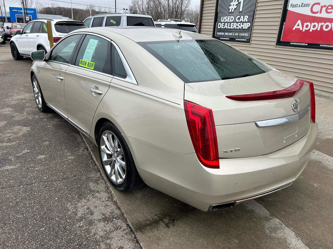 Cadillac XTS Luxury FWD 2014