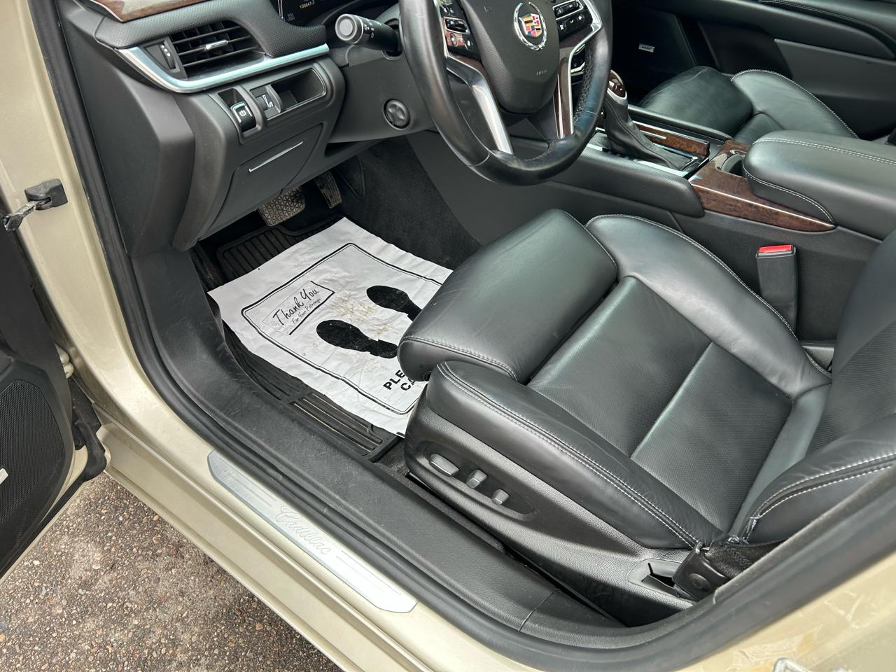 Cadillac XTS Luxury FWD 2014