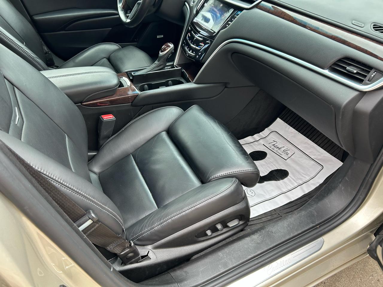 Cadillac XTS Luxury FWD 2014