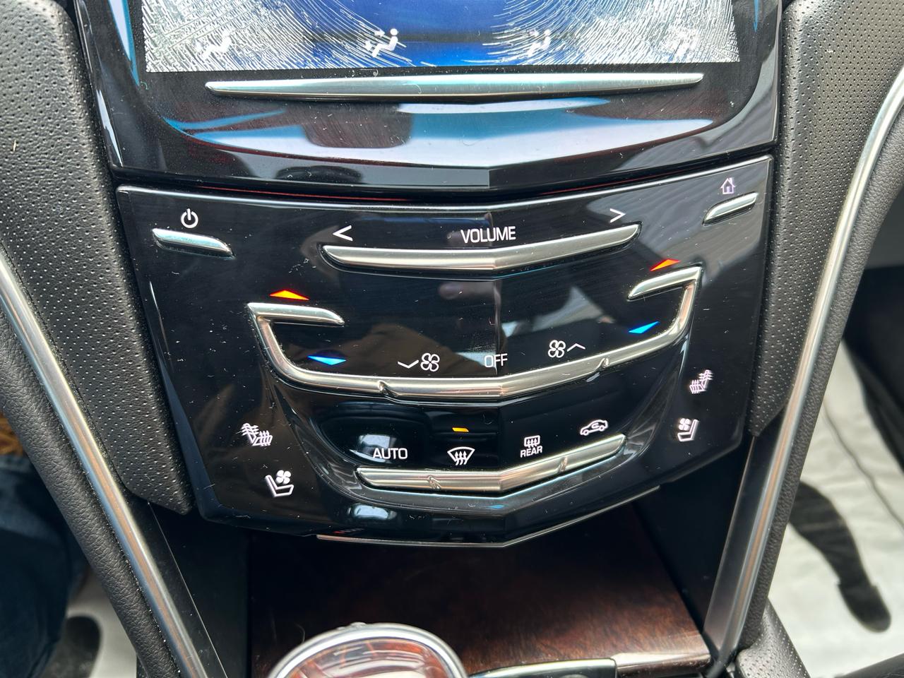 Cadillac XTS Luxury FWD 2014