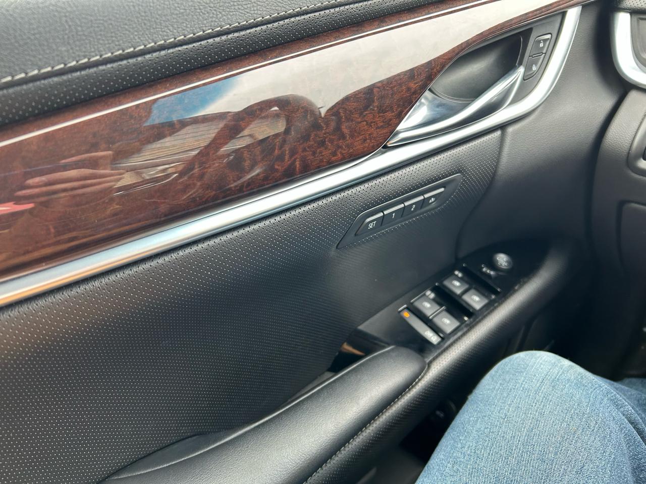 Cadillac XTS Luxury FWD 2014