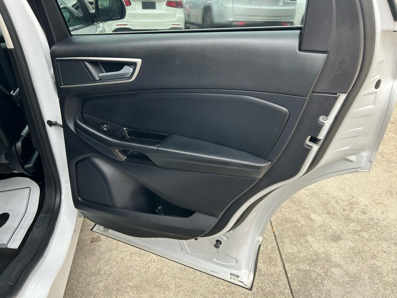 Ford Edge SEL FWD 2020