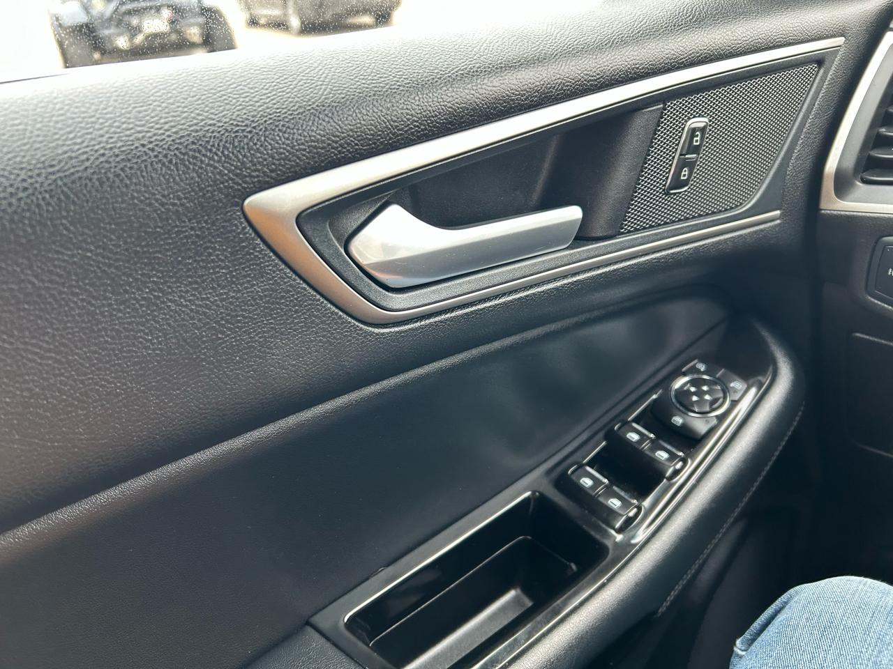 Ford Edge SEL FWD 2020