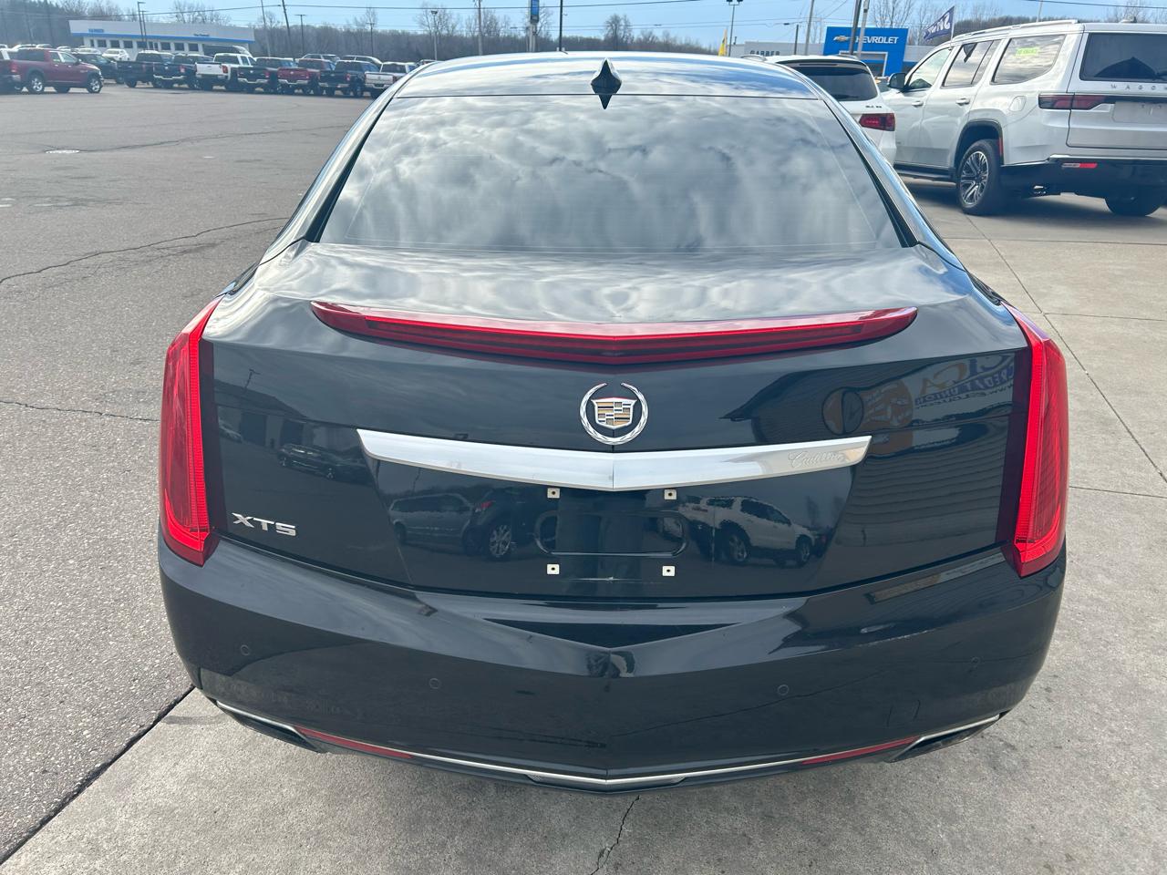Cadillac XTS Luxury FWD 2015