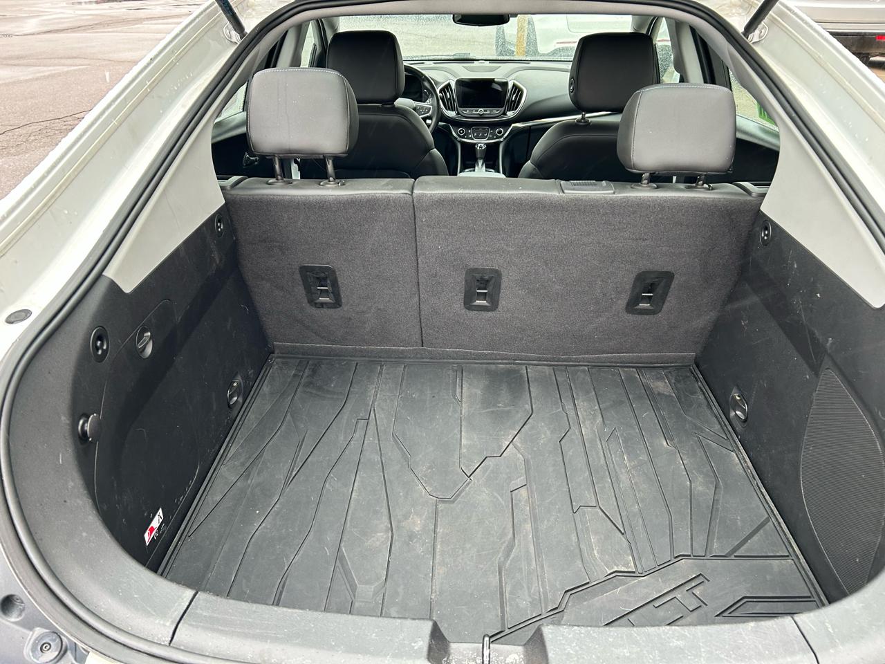 Chevrolet Volt Premier w/ Standard Emission Package 2019