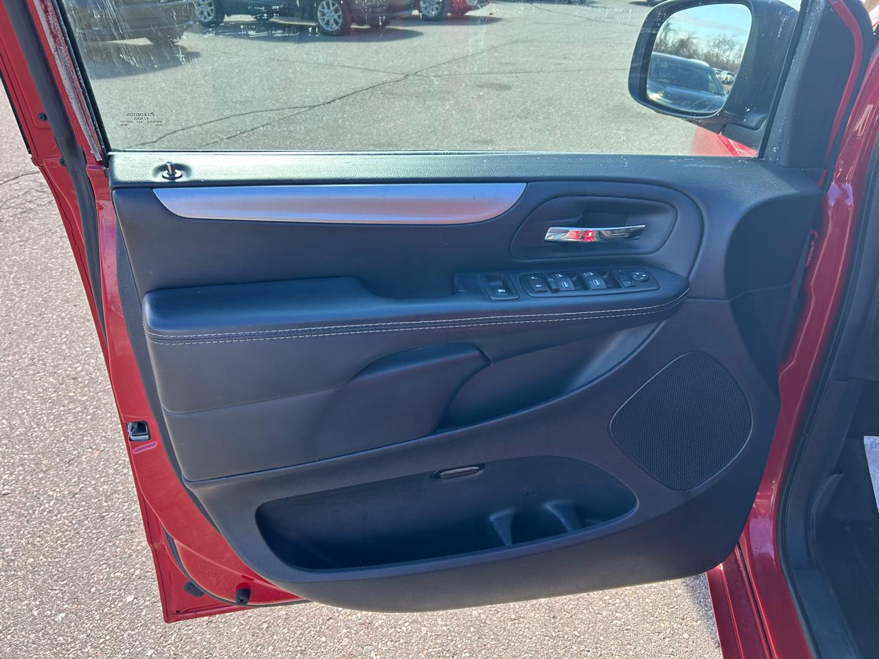 Dodge Grand Caravan SXT 2015