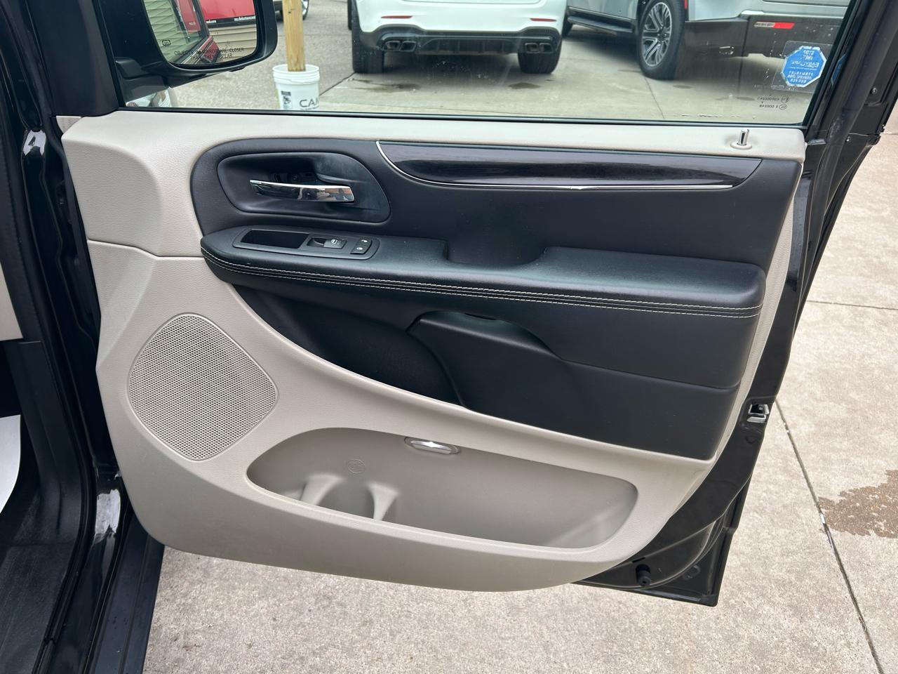 Dodge Grand Caravan SXT 2017