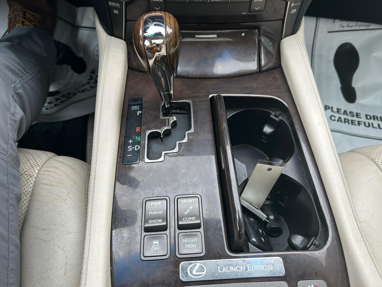 Lexus LS 600h L Luxury Sedan 2008