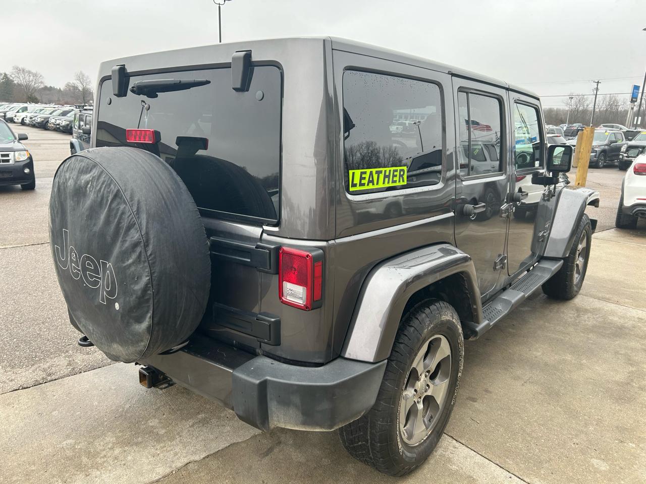 Jeep Wrangler Unlimited Sahara 4WD 2016