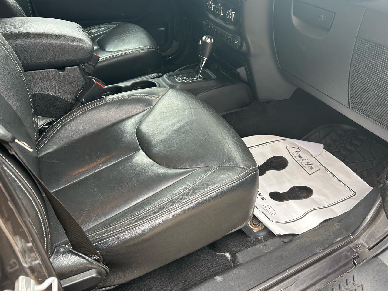 Jeep Wrangler Unlimited Sahara 4WD 2016