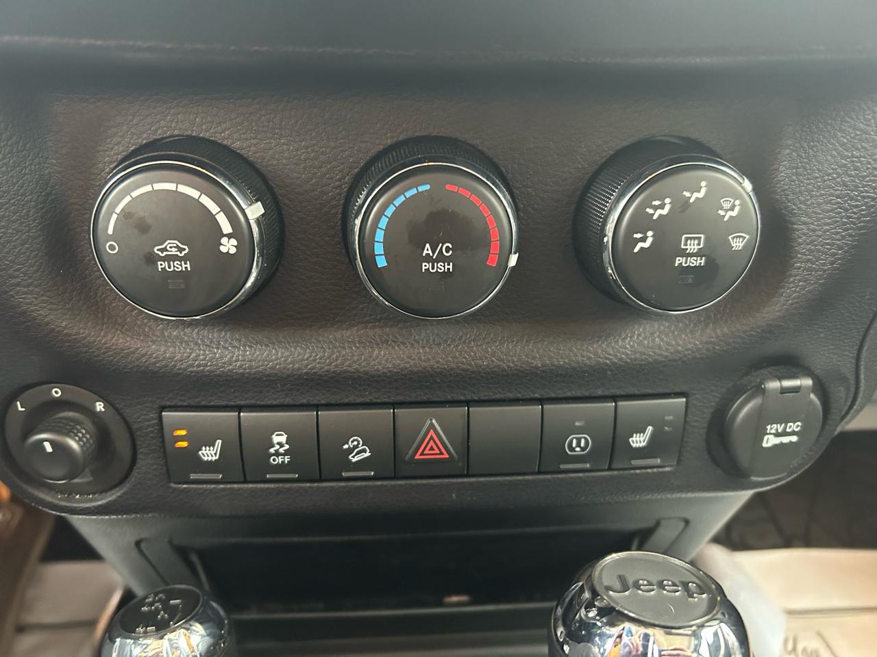 Jeep Wrangler Unlimited Sahara 4WD 2016