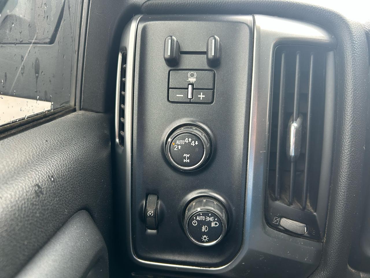 Chevrolet Silverado 1500 LT Double Cab 4WD 2017