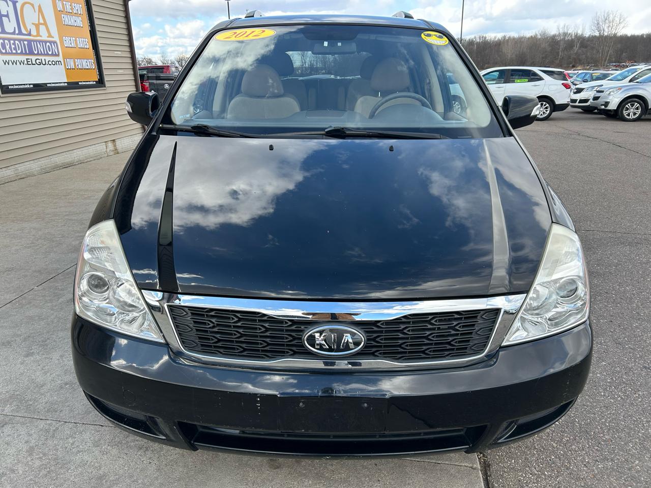 Kia Sedona LX LWB 2012