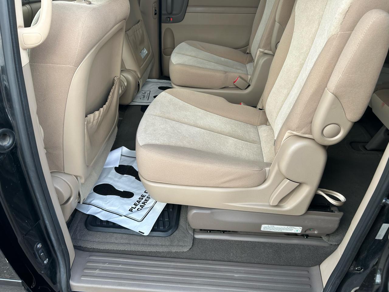 Kia Sedona LX LWB 2012