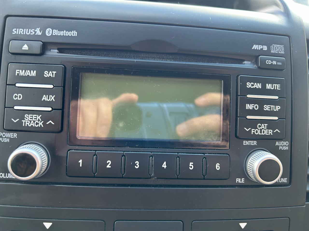 Kia Sedona LX LWB 2012