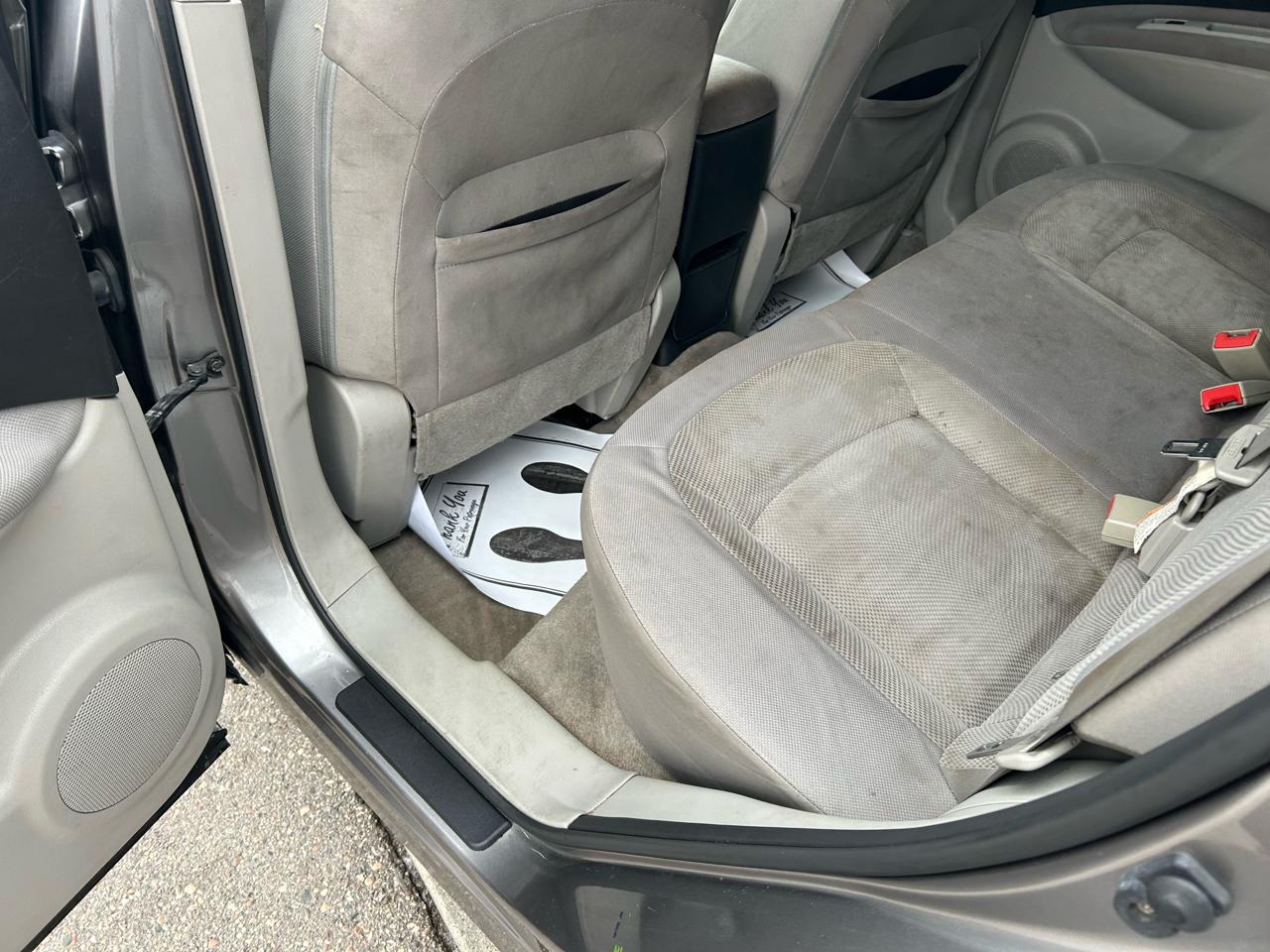 Nissan Rogue S AWD 2012