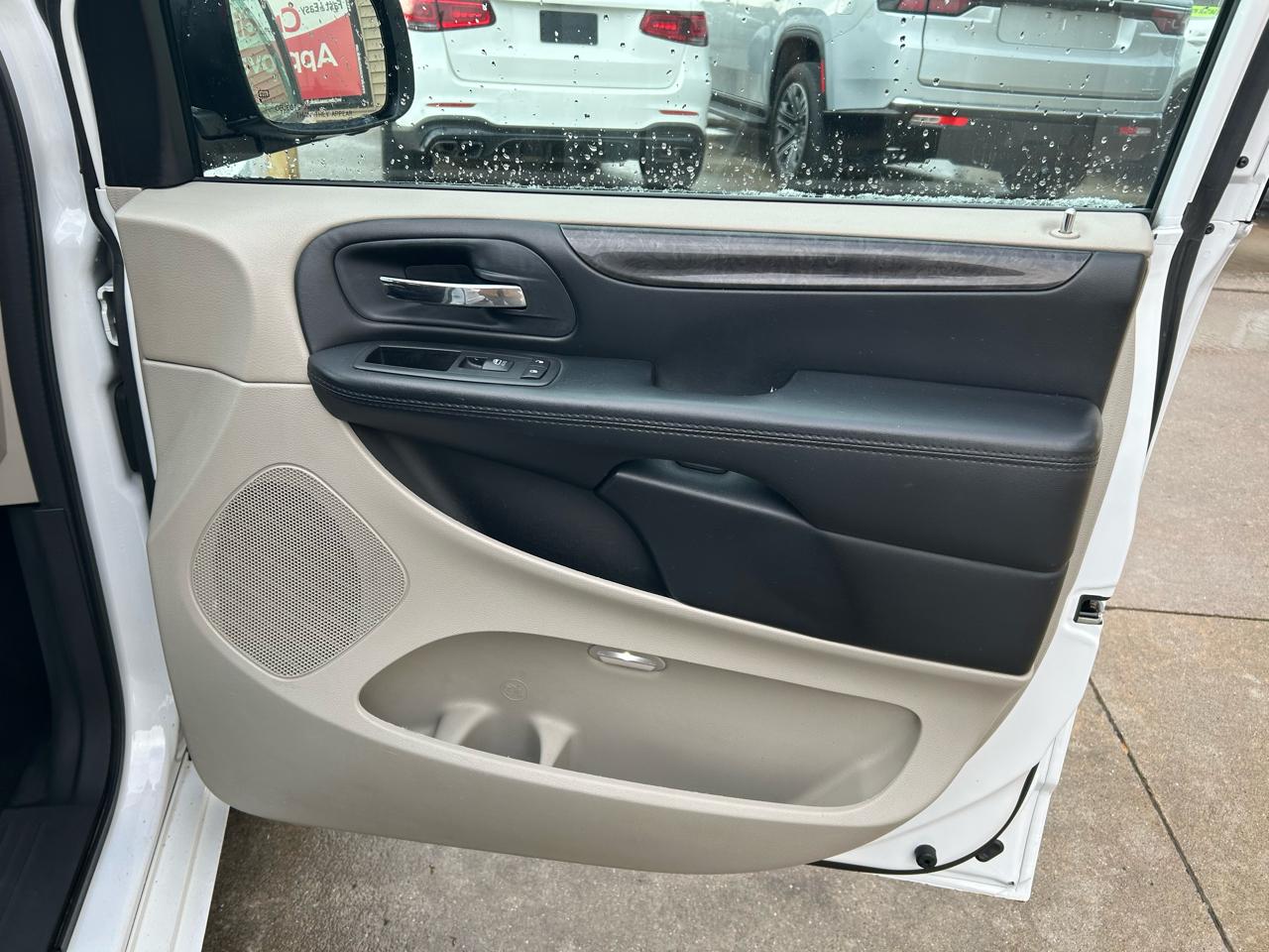 Dodge Grand Caravan SXT 2016