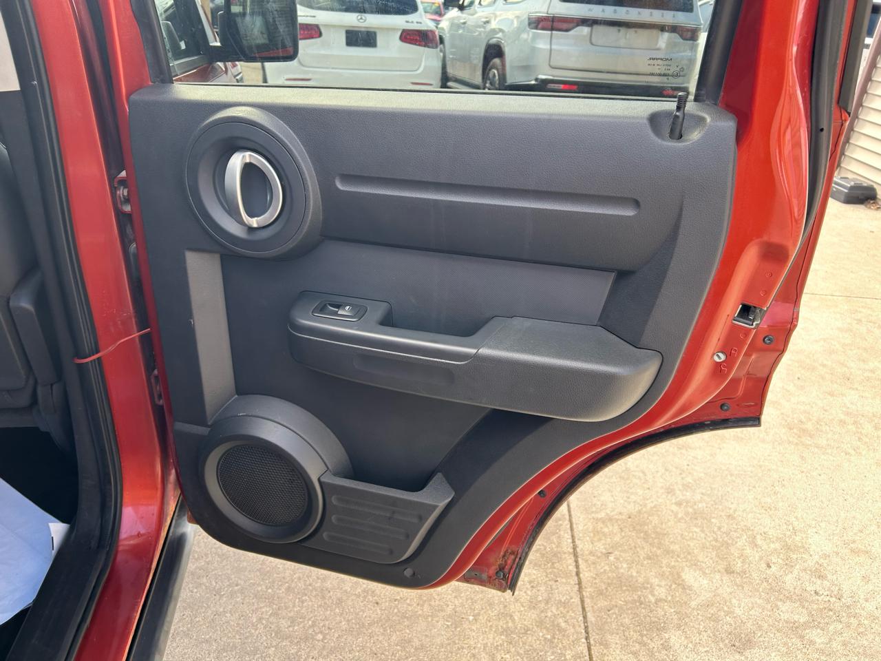 Dodge Nitro SXT 4WD 2008