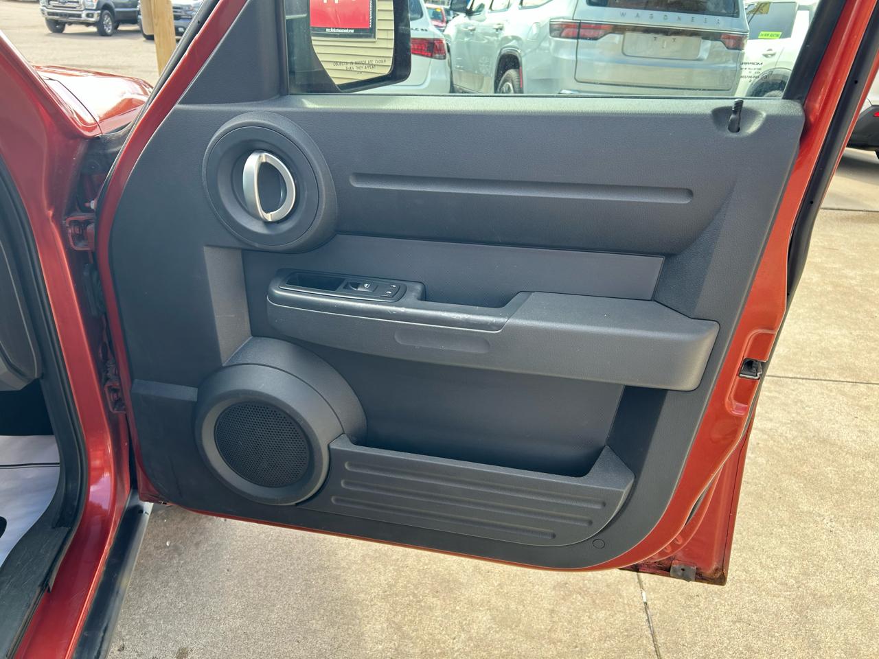 Dodge Nitro SXT 4WD 2008