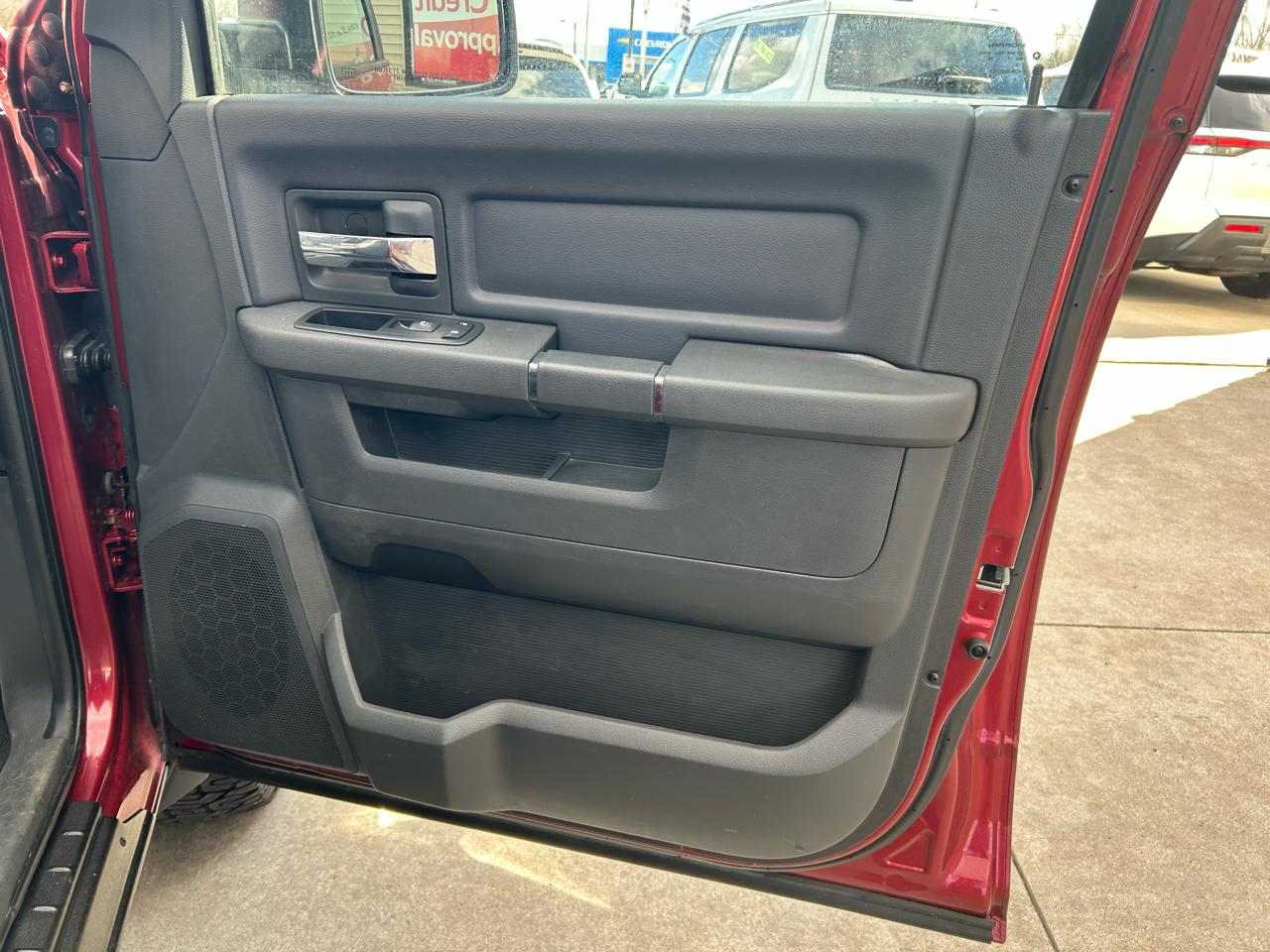 RAM 1500 Sport Quad Cab 4WD 2012