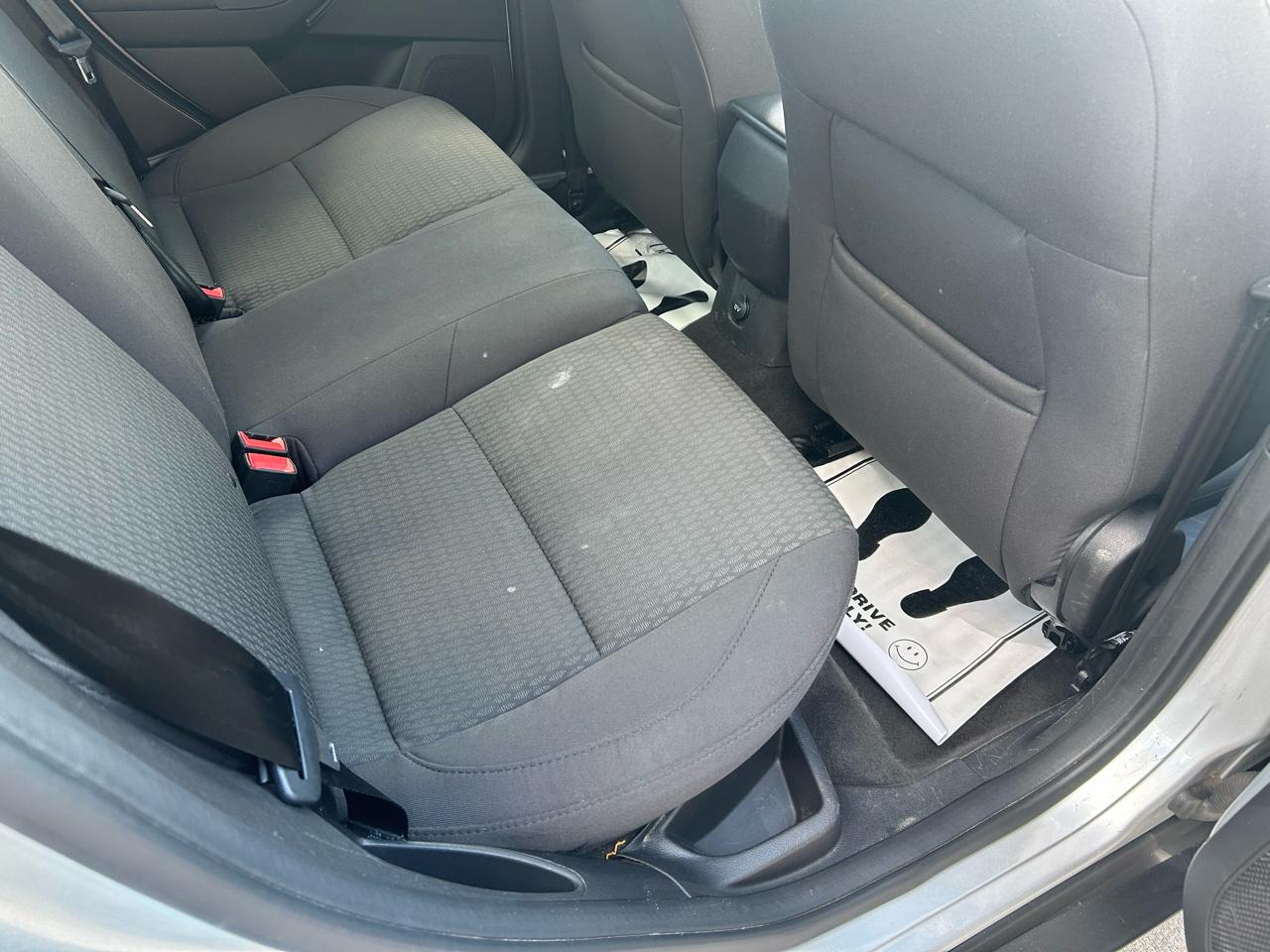 Ford Focus SEL Sedan 2012