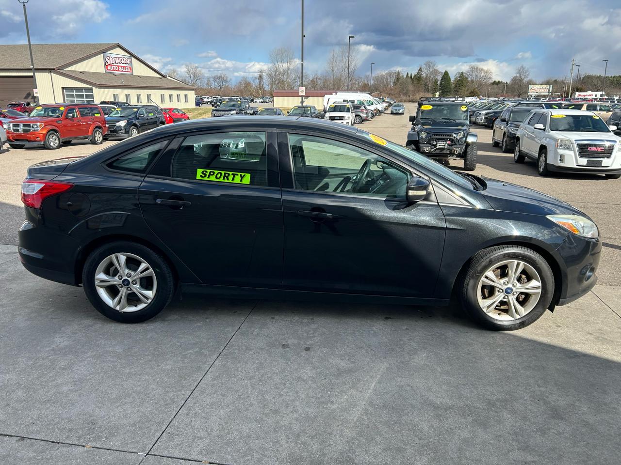 Ford Focus SE Sedan 2014