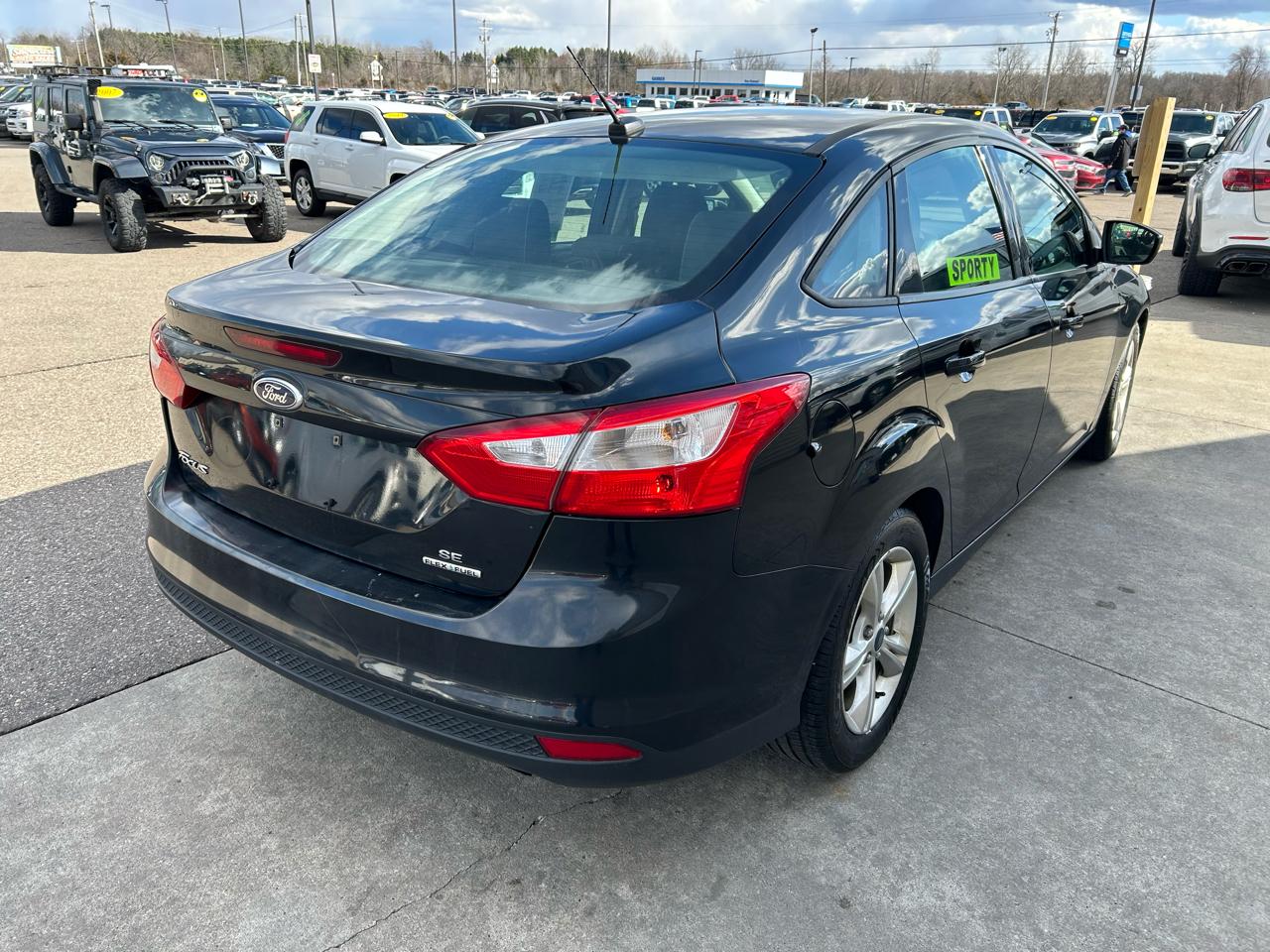 Ford Focus SE Sedan 2014