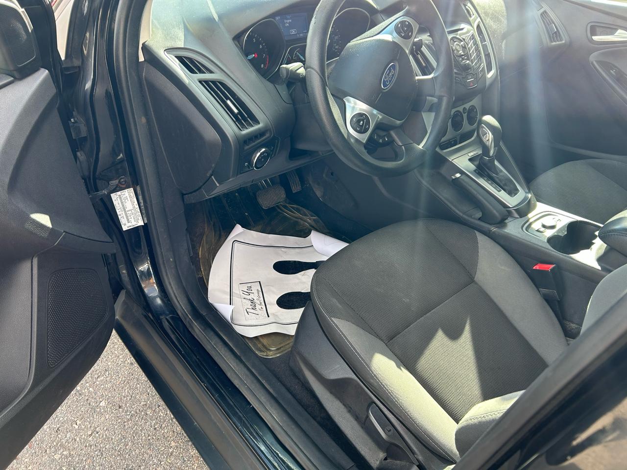 Ford Focus SE Sedan 2014