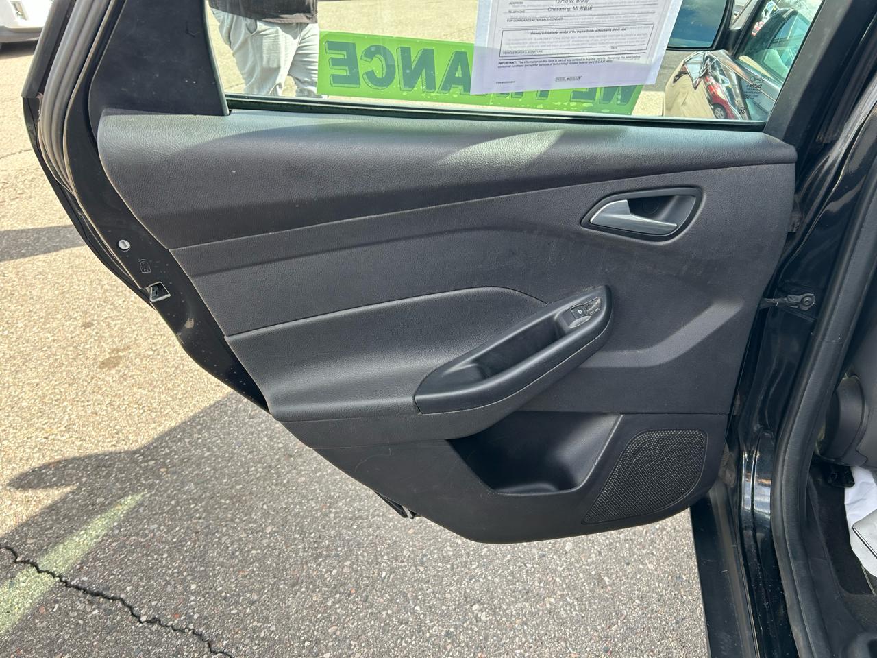 Ford Focus SE Sedan 2014