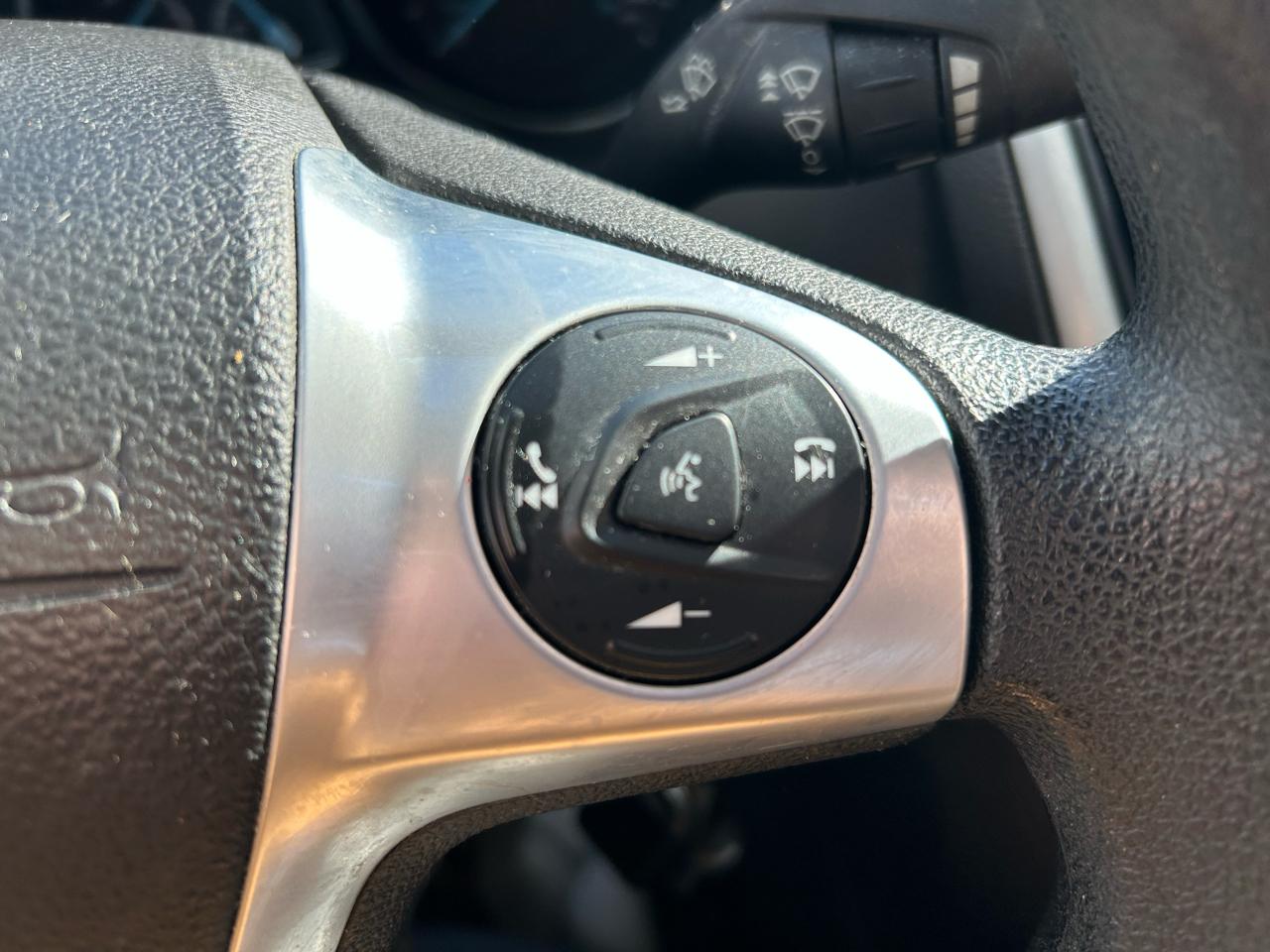 Ford Focus SE Sedan 2014