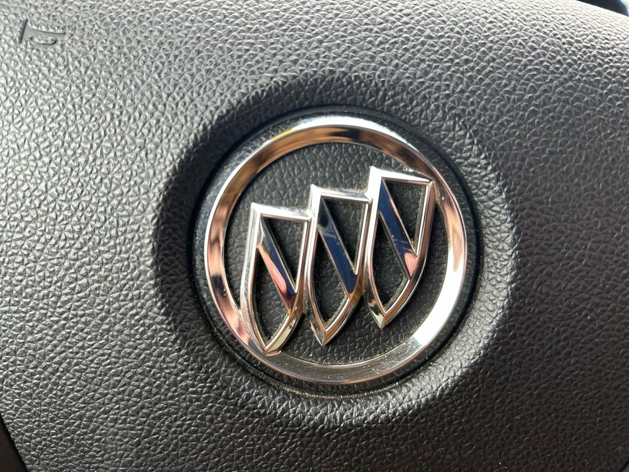 Buick Enclave Leather AWD 2012