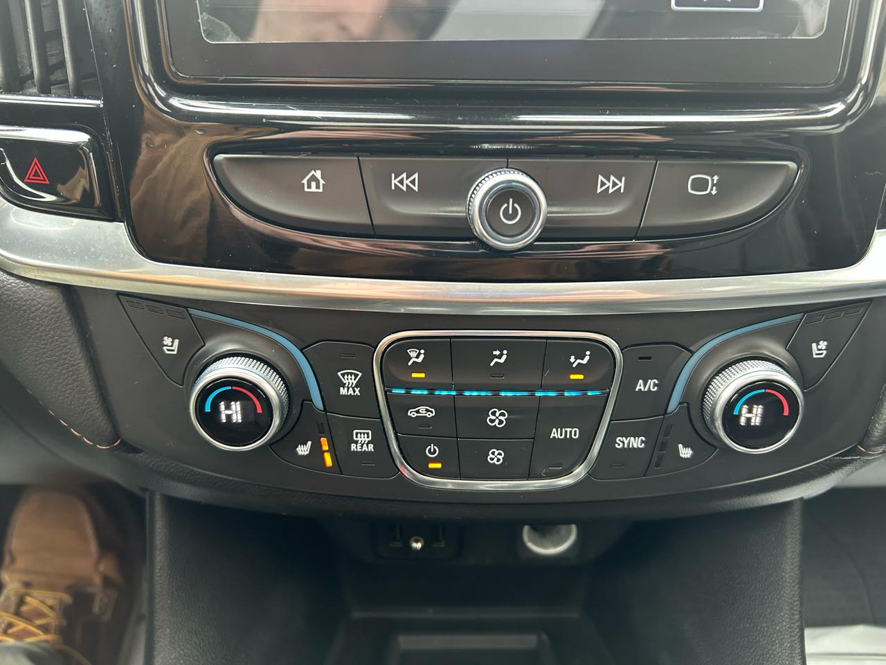 Chevrolet Traverse AWD 4dr Premier 2019