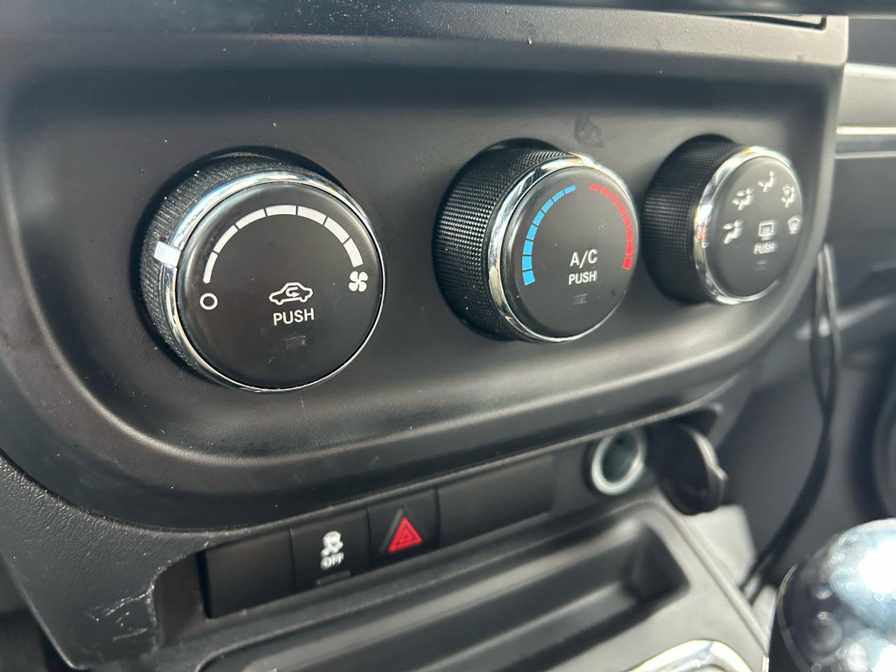 Jeep Patriot Sport 2WD 2016