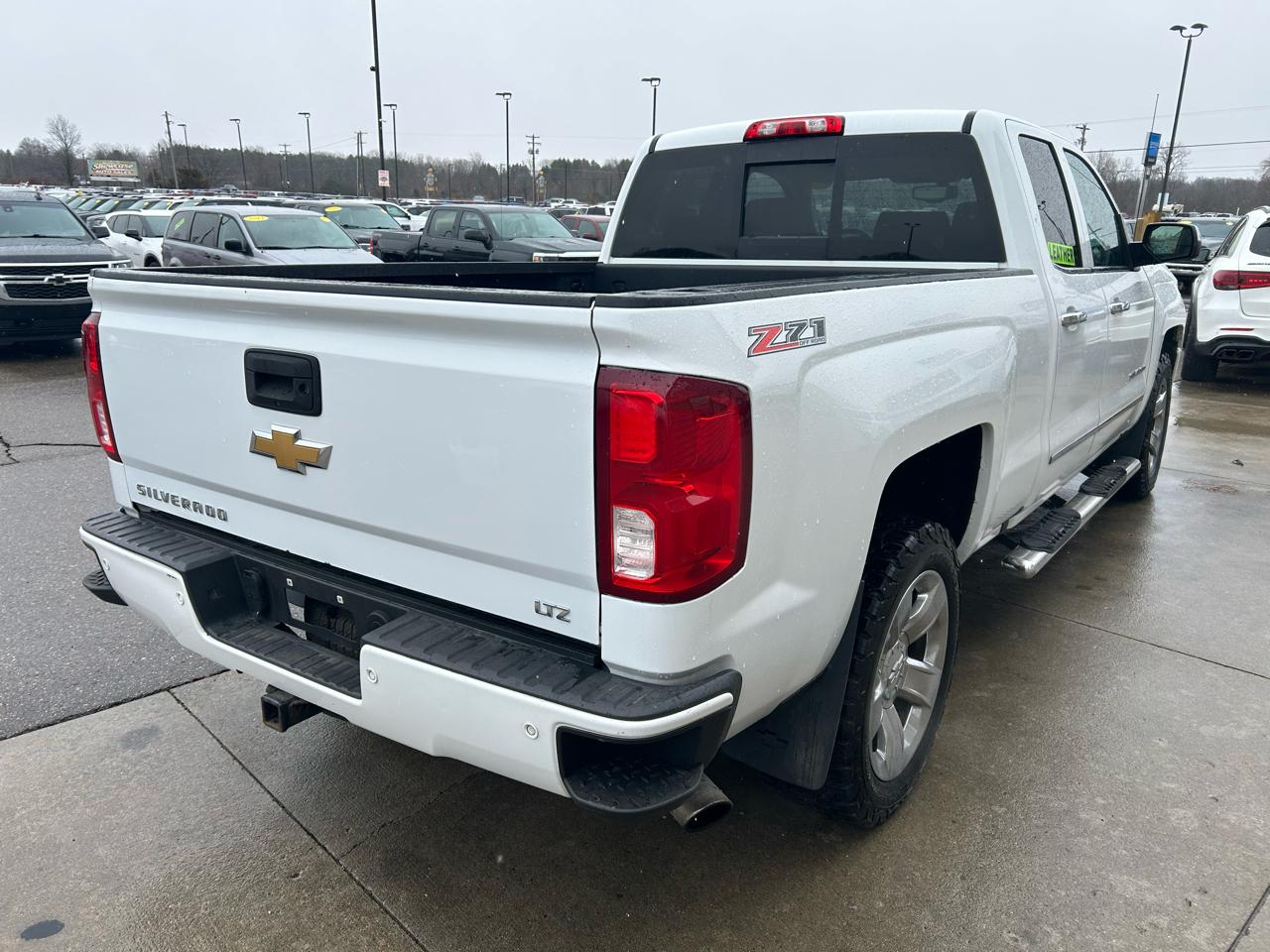 Chevrolet Silverado 1500 LTZ Double Cab Short Box 4WD 2017