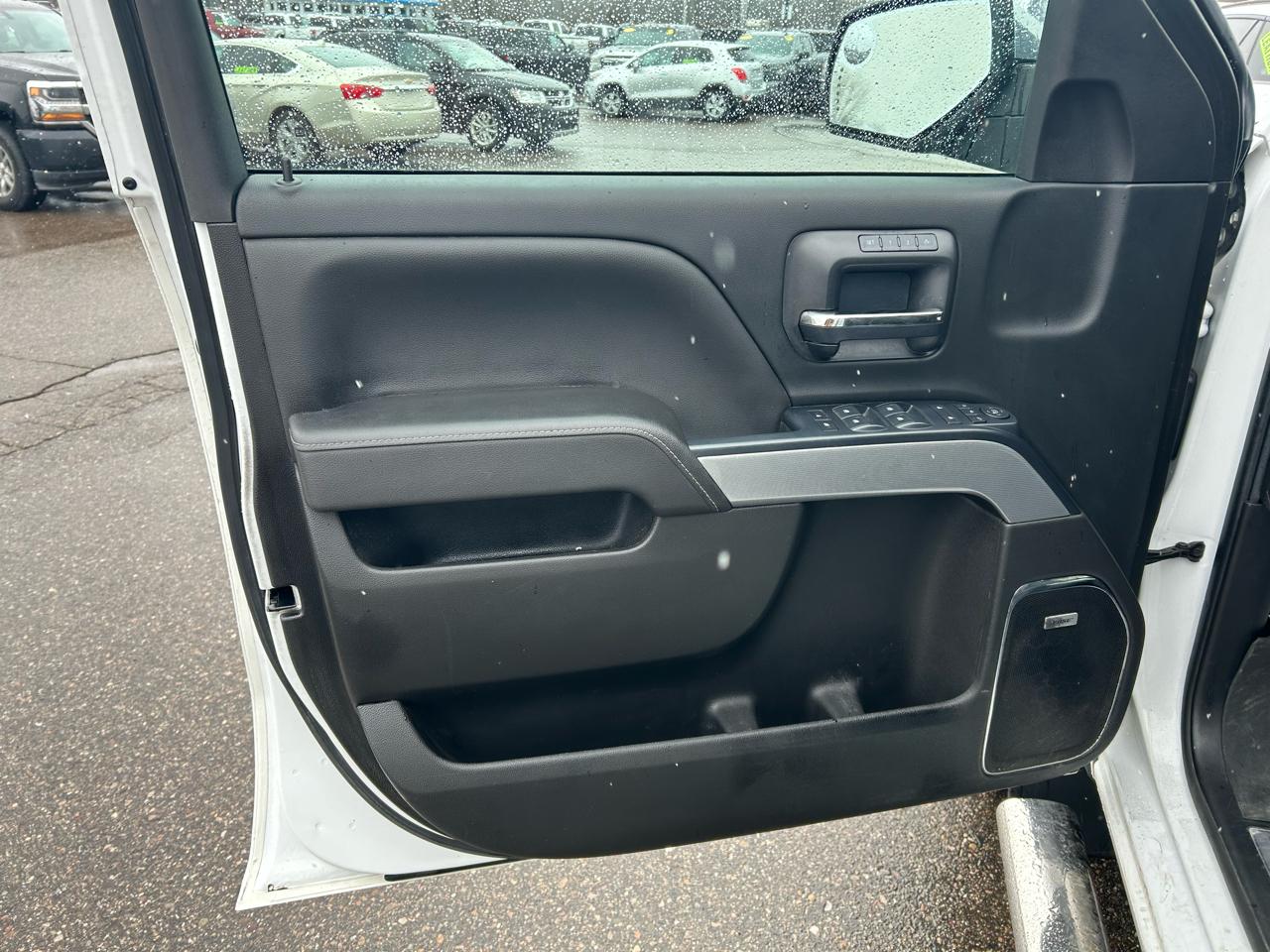 Chevrolet Silverado 1500 LTZ Double Cab Short Box 4WD 2017