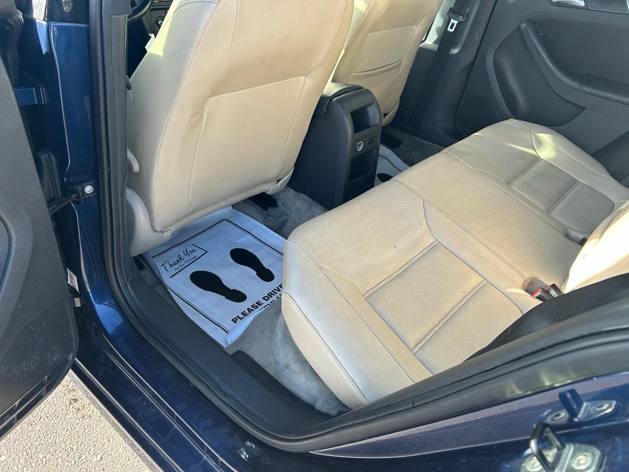 Volkswagen Jetta SE 2013