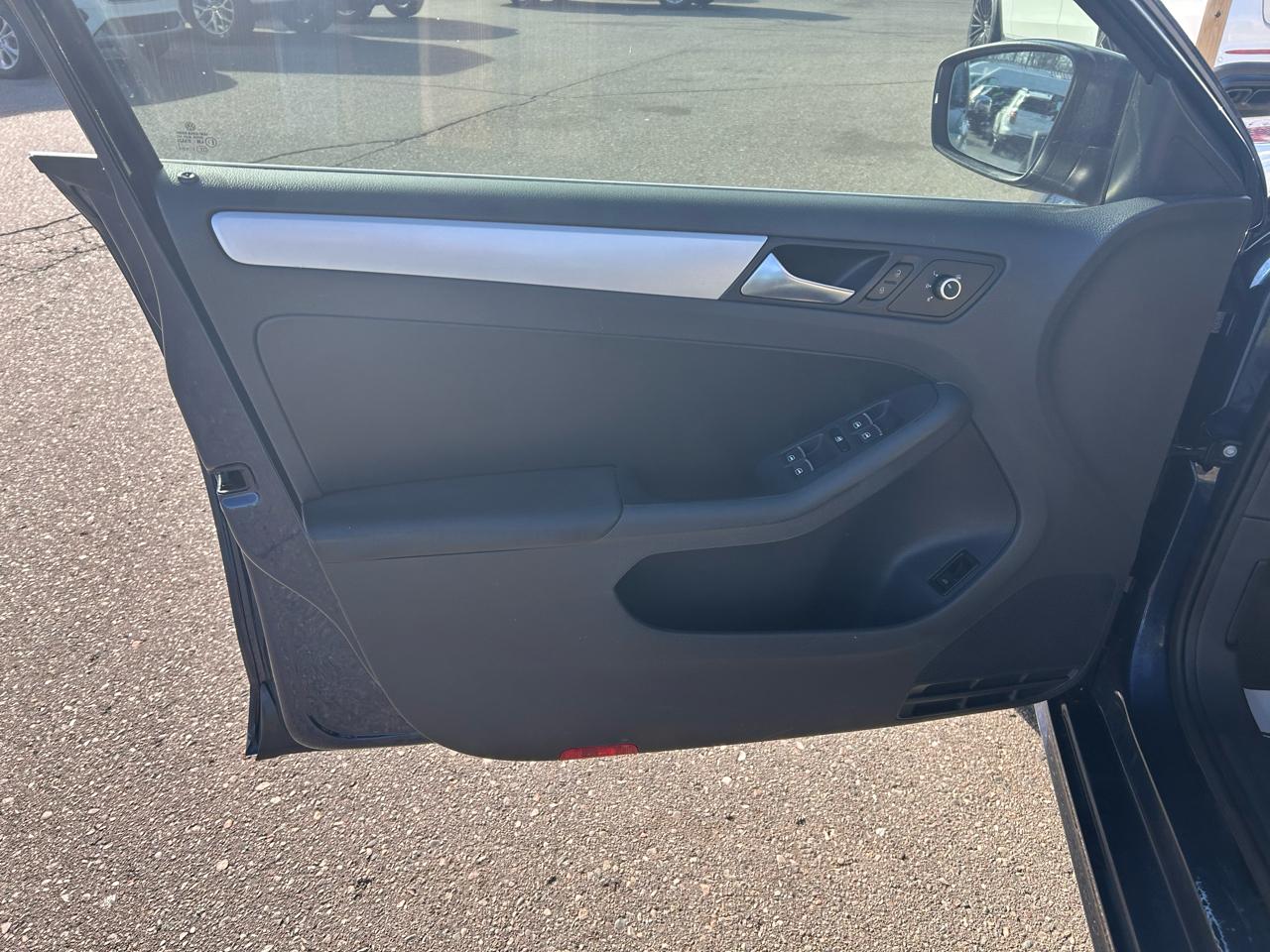 Volkswagen Jetta SE 2013