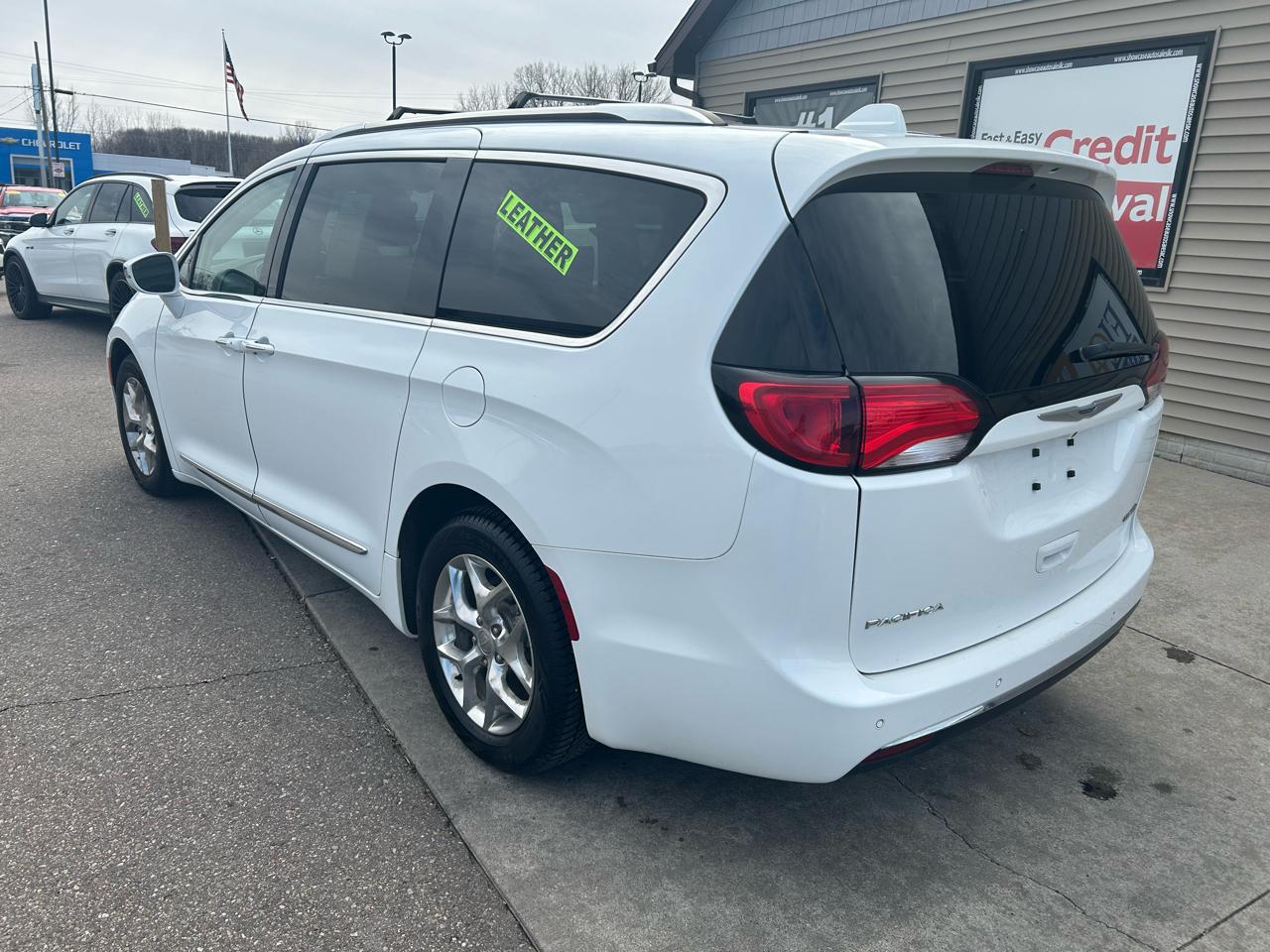 Chrysler Pacifica Limited 2019