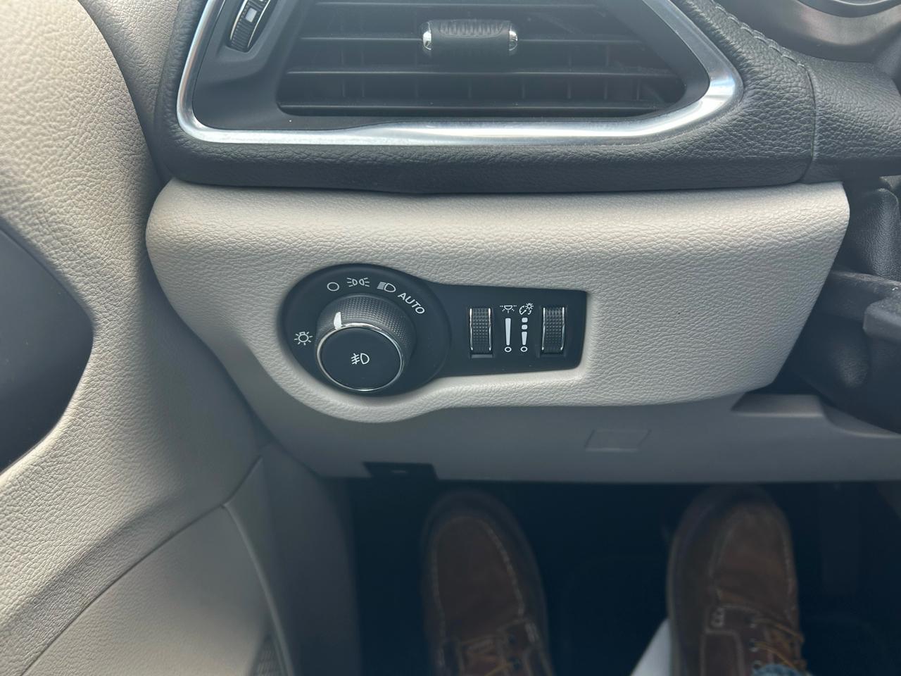 Chrysler Pacifica Limited 2019