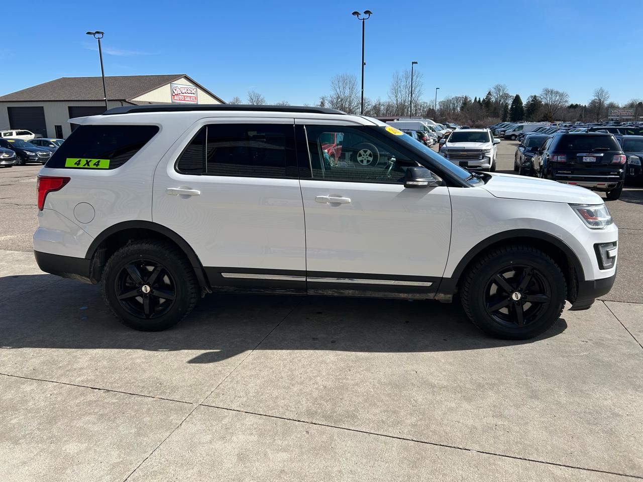 Ford Explorer XLT 4WD 2016