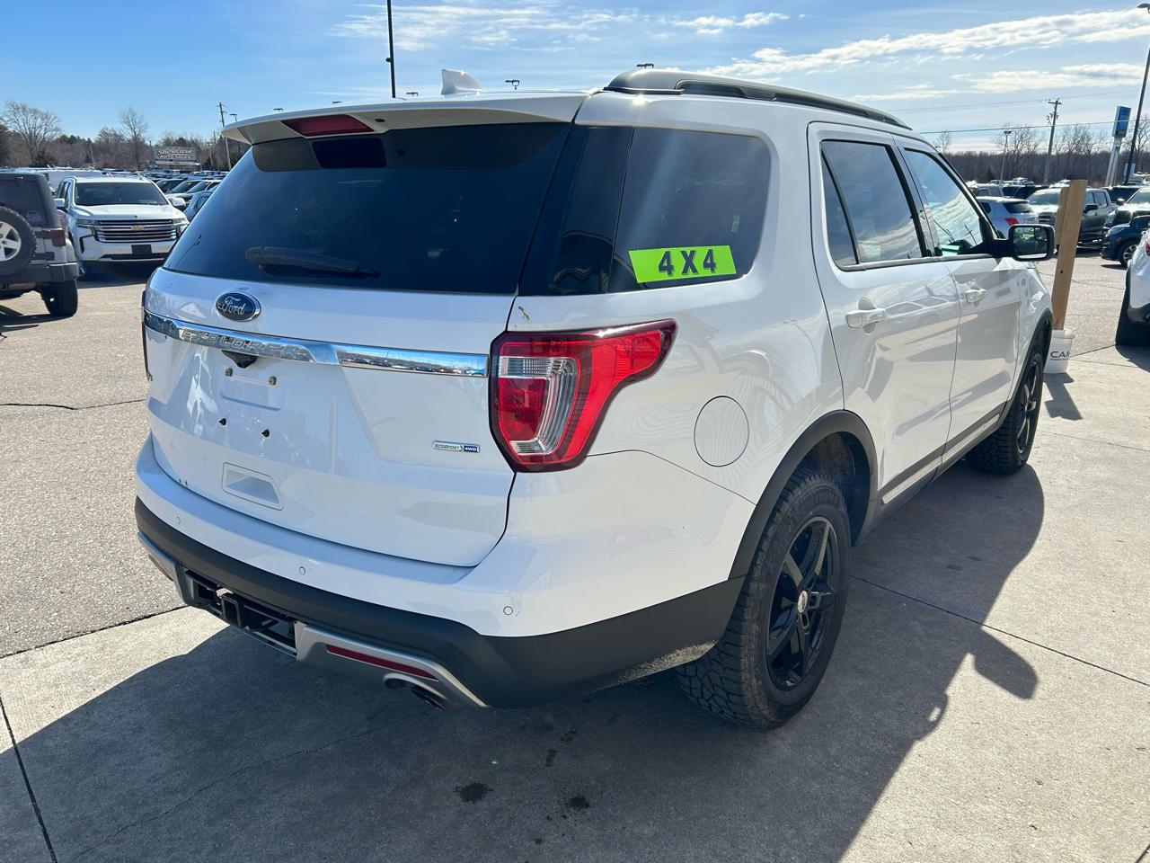 Ford Explorer XLT 4WD 2016