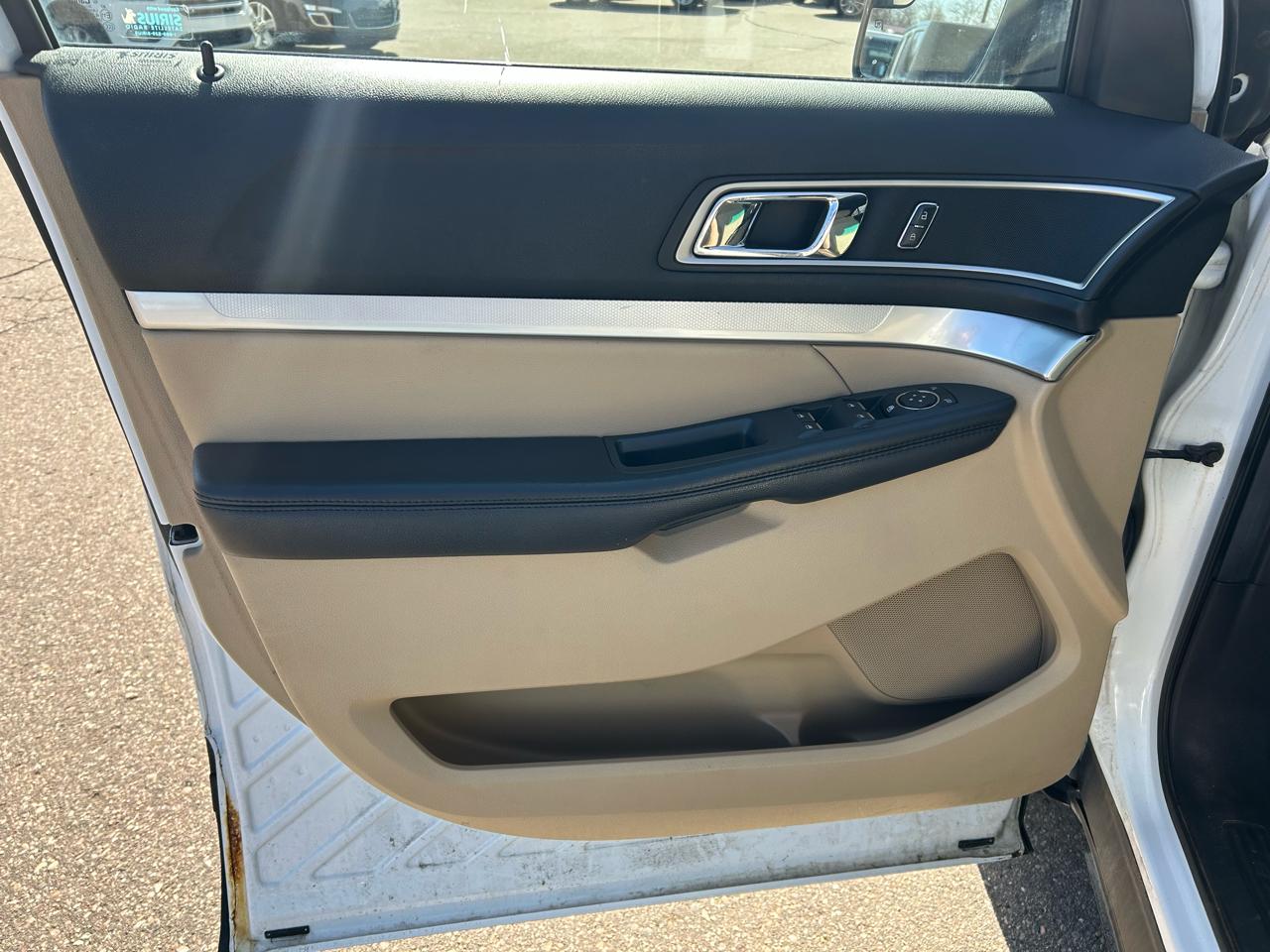 Ford Explorer XLT 4WD 2016