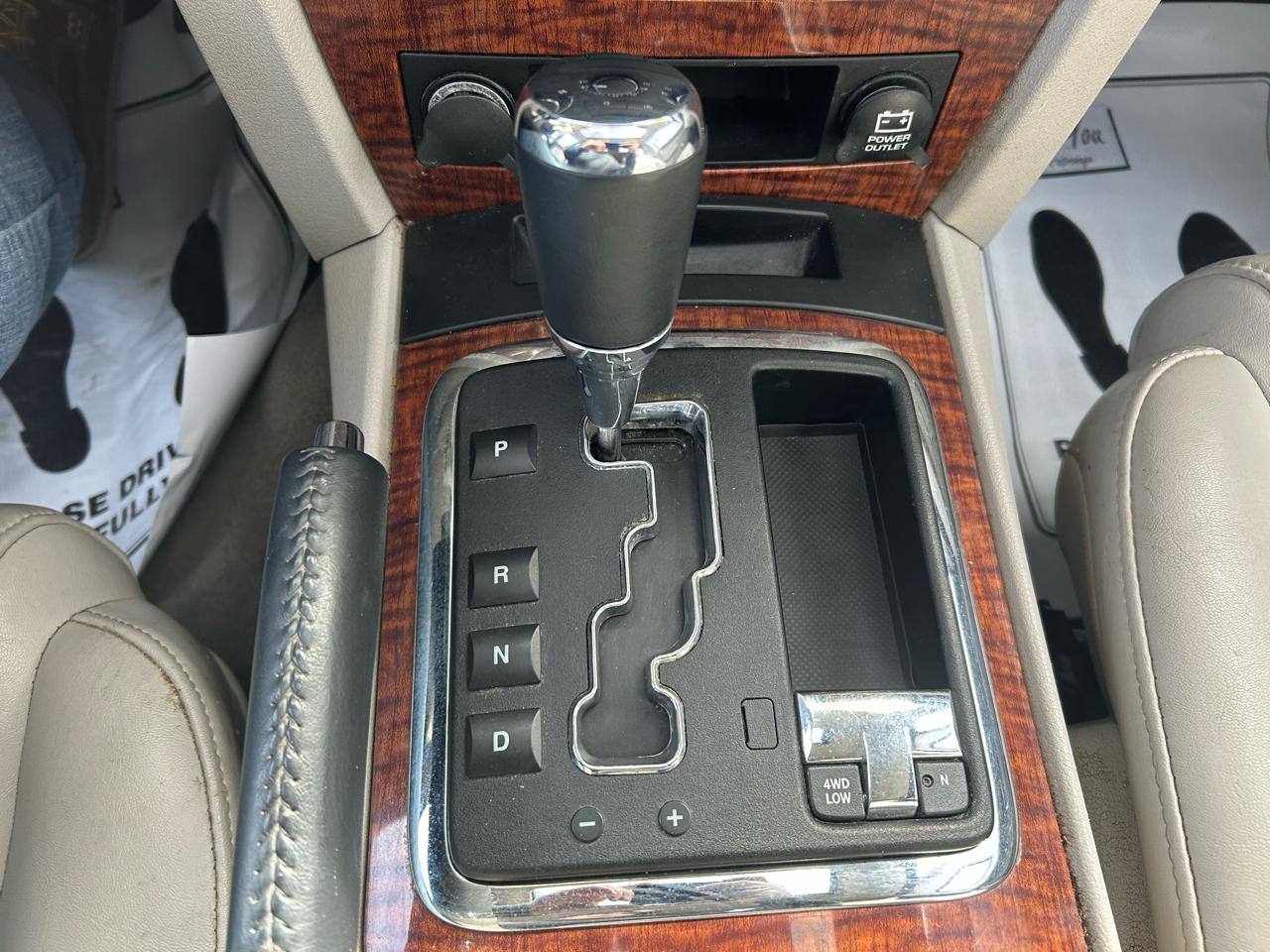 Jeep Commander Limited 4WD 2008