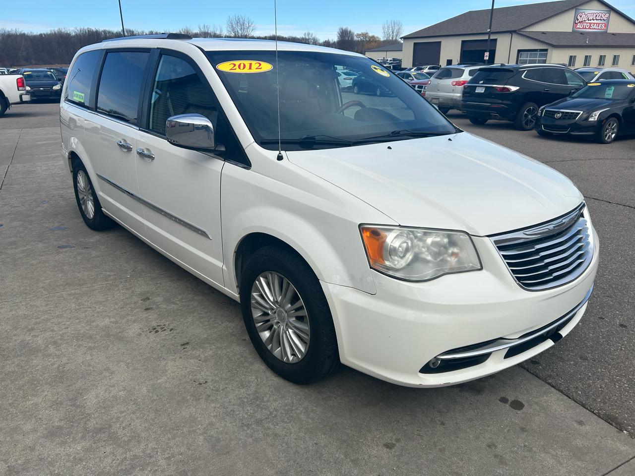 Chrysler Town & Country Limited 2012