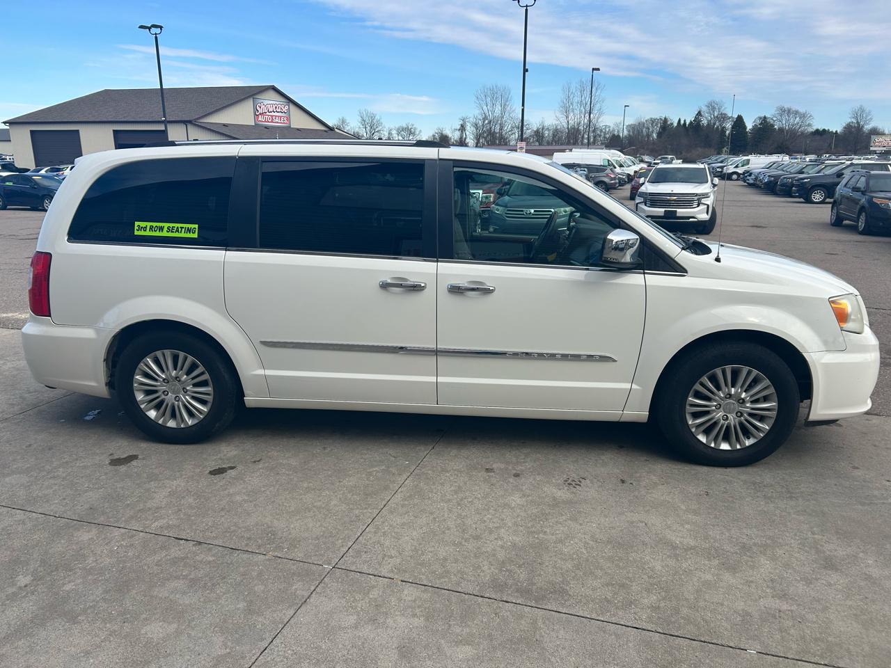 Chrysler Town & Country Limited 2012