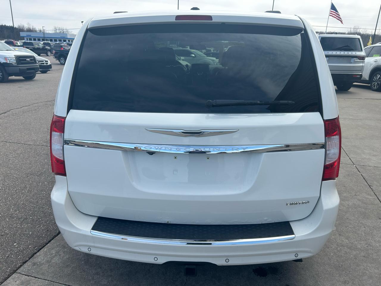 Chrysler Town & Country Limited 2012