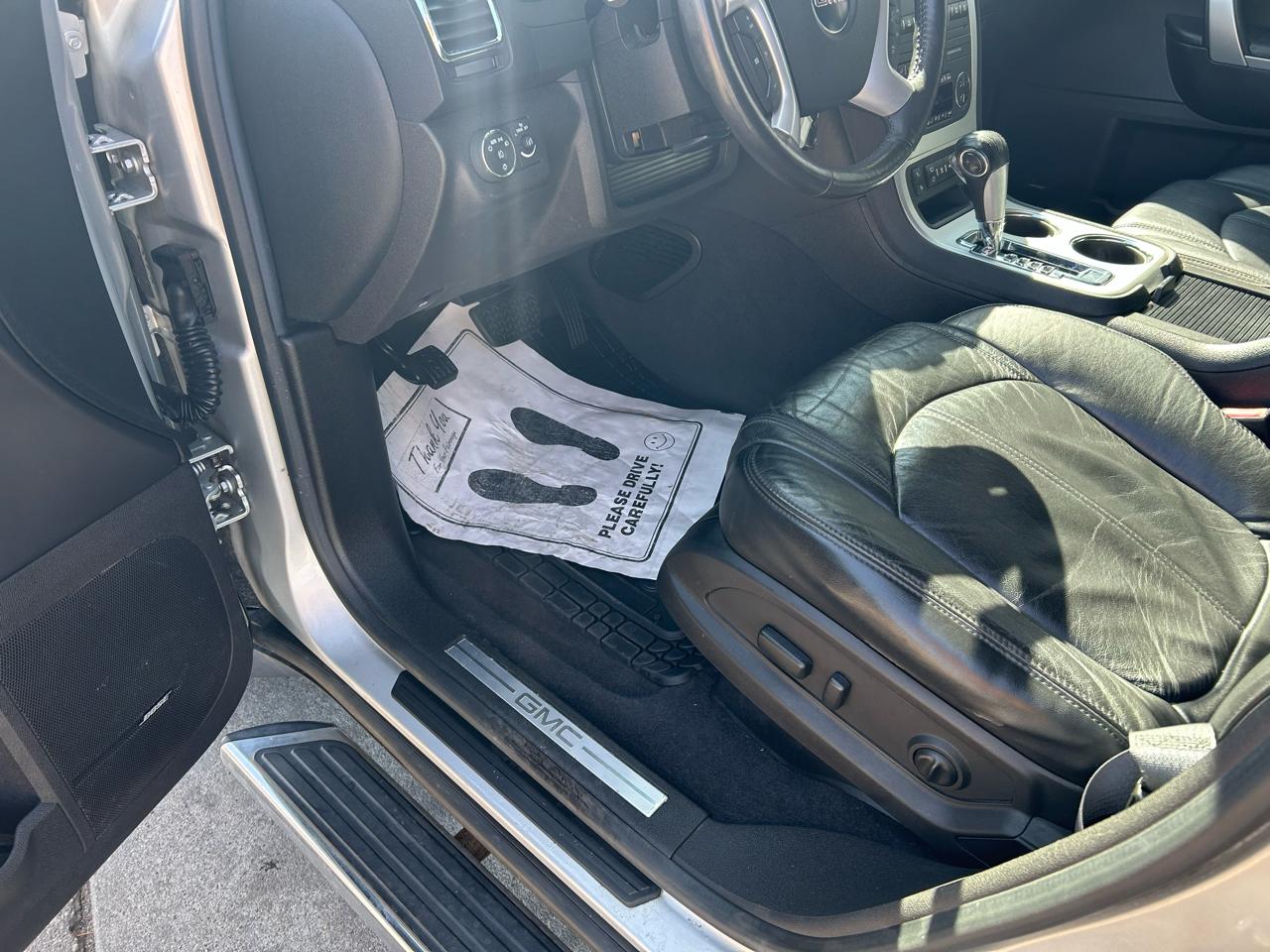 GMC Acadia SLT-1 AWD 2011