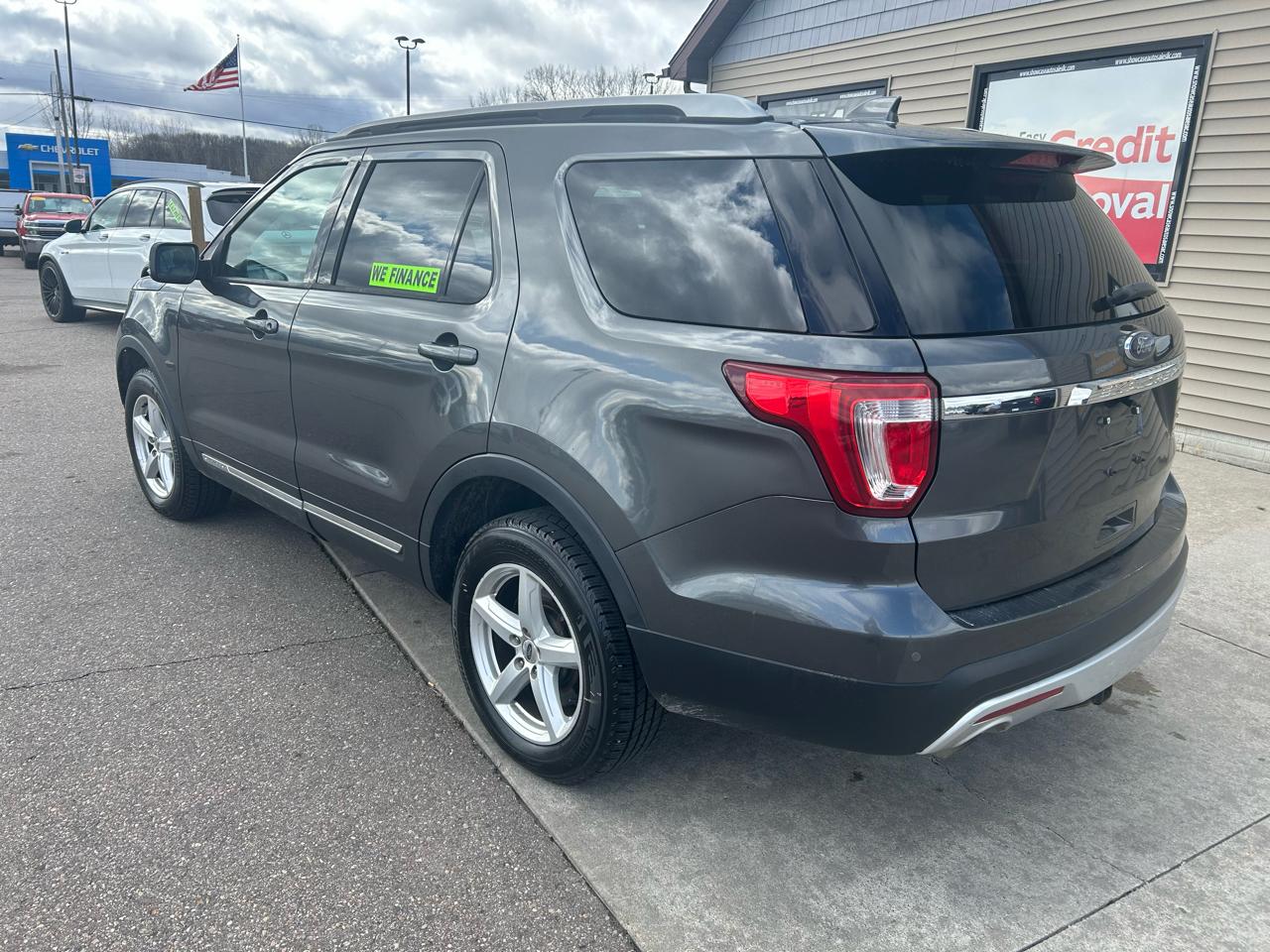 Ford Explorer XLT 4WD 2017