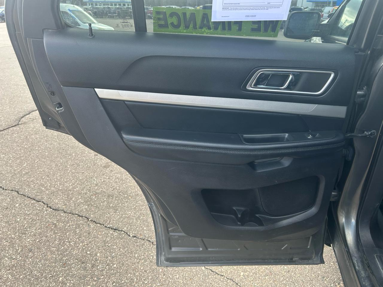 Ford Explorer XLT 4WD 2017